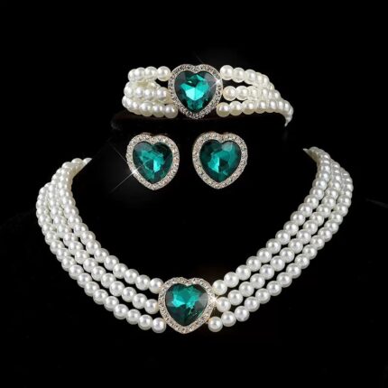 Pearl set love design