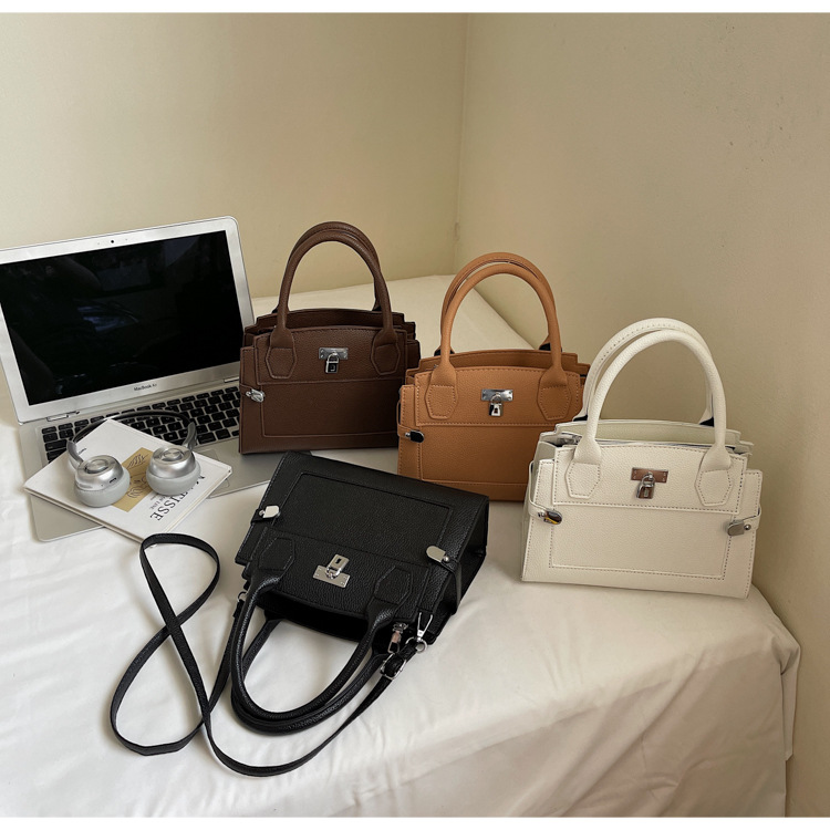 O1CN01wnEf8S1X6LN92bGNv_!!2209708732874-0-cib Mood bag - Image 1