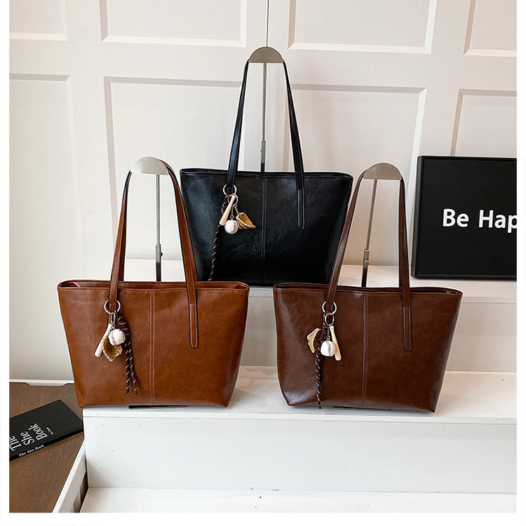 O1CN01VKFll51X6LO3M93a2_!!2209708732874-0-cib Viva tote bag - Image 1