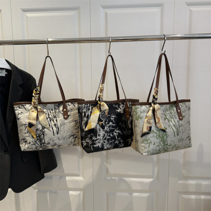 Silk tote bag