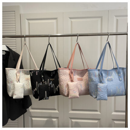 Wave tote bag
